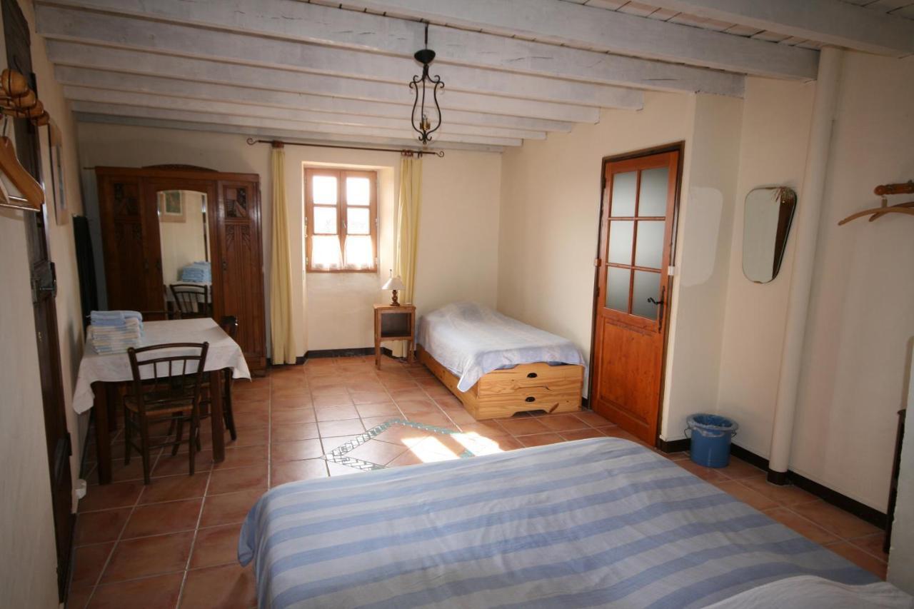 Mas Des Tours Chambre D'Hotes Tornac Kültér fotó